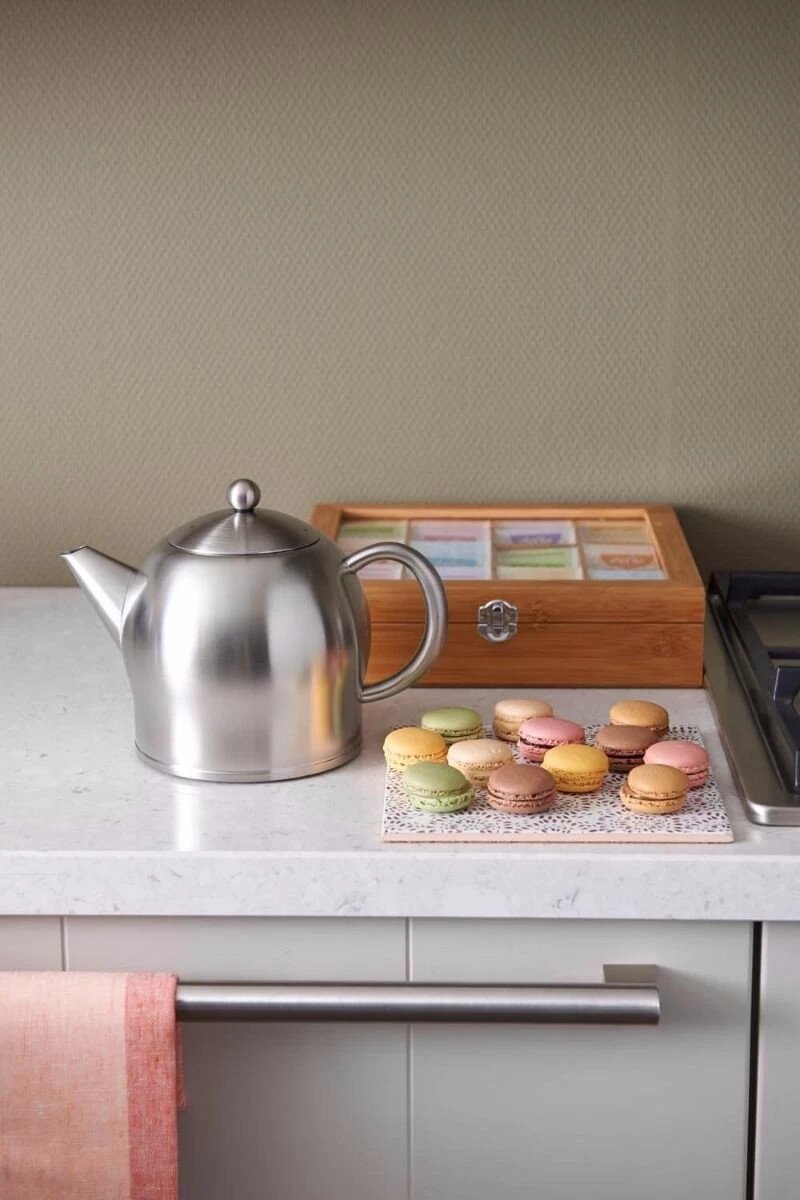 Bredemeijer Minuet Santhee Theepot 1,4 Liter Rvs Mat 2 Bredemeijer Minuet Santhee Theepot 1,4 Liter Rvs Mat - Afbeelding 2