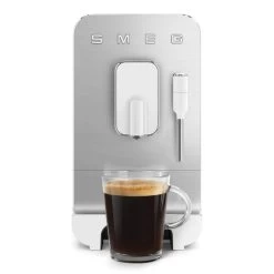 Smeg 50's Style Medium Volautomatische Espressomachine Mat Wit -Goedkope Koffiedrankjes bcc02whmeu 10