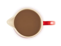 Le Creuset Holly Collectie Cafetière 800 Ml Aardewerk Kersrood -Goedkope Koffiedrankjes lc 20200612 zs ps fs 60706080601503 005