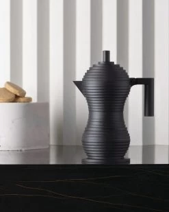 Alessi Pulcina Percolator 3-kops Aluminium Volledig Zwart -Goedkope Koffiedrankjes mdl02bb 02 1